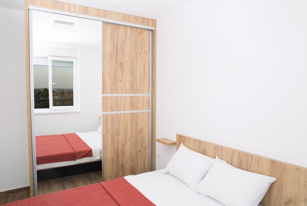 Apartment Koral Ruma Dış mekan fotoğraf